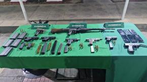 Cuatro detenidos y amplio arsenal incautado tras operativo en El Bosque: había un fusil y pistolas