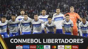 "Nueva armadura, nuevas batallas": U. Católica lanza camiseta de edición especial con innovador diseño