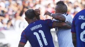 U. de Chile y Colo-Colo juegan este domingo: Diez frases entre "albos" y "azules" que "calentaron" un Superclásico U. de Chile y Colo-Colo juegan este domingo: Diez frases entre "albos" y "azules" que "calentaron" un Superclásico