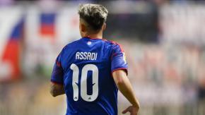 "Llegó a nuestra casa a los 7 años": La despedida de la U a Lucas Assadi antes de partir a Suecia "Llegó a nuestra casa a los 7 años": La despedida de la U a Lucas Assadi antes de partir a Suecia