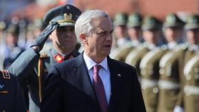  Criteria: Aprobación del Presidente Kast se estabiliza y llega al 35%; desaprobación cayó tres puntos (52%)