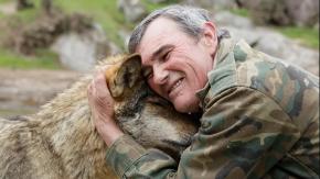 Muere Marcos Rodríguez Pantoja, el hombre que vivó 12 años con lobos sin contacto humano