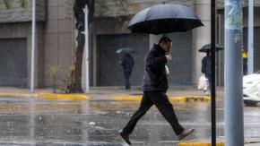 Lluvias vuelven con fuerza: ¿Cuánto podría llover en Santiago y otras ciudades esta semana? 