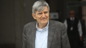 La reconciliación de Escalona con antiguos adversarios del PS en medio de su complicado estado de salud