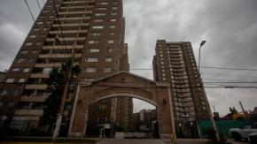 Menor de 14 años durmió con el cadáver de su mamá y al otro día fue al colegio: será formalizada por parricidio consumado