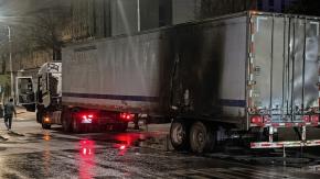 Camión de incendia cerca del Metro Toesca: habría sufrido un bloqueo de frenos 