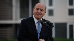 Ministro Quiroz justifica caída del Imacec de julio: "No es bueno mirar la cifra con un microscopio, mejor miremos las cosas con telescopio"