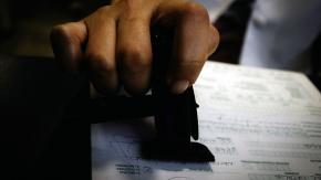 Detienen a hombre de 73 años por presunto fraude con licencias médicas
