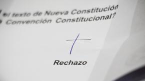 A cuatro años del plebiscito, 39% cree que triunfo del Rechazo fue bueno para Chile, según Criteria