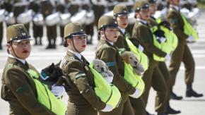 Parada Militar 2026: ¿A qué hora desfilarían los cachorros de Carabineros?