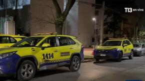 Tres detenidos en Providencia: Grupo de sujetos cometió al menos cuatro robos y terminó chocando frente al Teatro Oriente