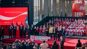 Coca-Cola Chile anuncia 500 nuevas oportunidades laborales para jóvenes y plan de inversión hacia 2030
