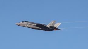 Tras 50 años de los F-5: ¿se acercan a Chile los aviones F-35?
