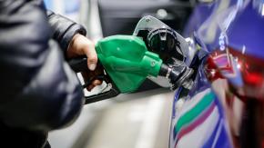 Gobierno asegura que Energía "no ha realizado propuesta formal" para vender gasolina mezclada con etanol