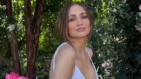 "Jlo, ¿eres tú?": La increíble foto policial de una doble de Jennifer Lopez que se ha vuelto viral