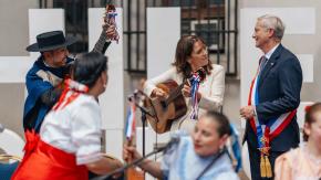 Presidente Kast encabezó tradicional esquinazo: "En esta patria cabemos todos, más allá de nuestras diferencias"