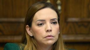 “Viejo de m… para lo único que sirve”: el chat de Camila Flores por rendiciones de campaña donde acusó estar “perdiendo $80 millones”