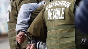 Sujeto asaltó y abusó sexualmente de mujer en Providencia: huyó lanzándose al Mapocho pero fue detenido