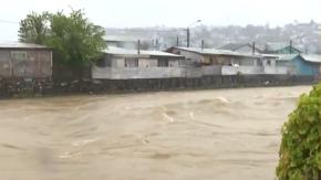Sistema frontal en el sur del país: Senapred informa alertas rojas y solicita evacuar sectores por desbordes de ríos
