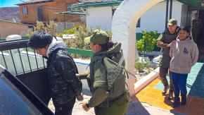 Recuperan vehículo robado en ruta hacia Bolivia: dos jóvenes fueron detenidos en Putre 