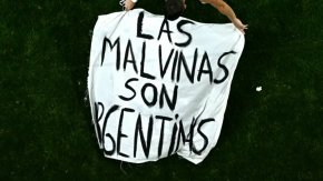 Milei inicia arbitraje internacional contra "saqueo" petrolero en Malvinas Milei inicia arbitraje internacional contra "saqueo" petrolero en Malvinas