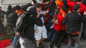 Gobierno condena agresión a dirigentes de Solidaridad UC durante marcha de la Confech