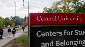 "Los 7 de Cornell": Los posteos en internet que llevaron a denunciante de masiva violacion a acudir a la policía