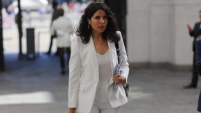 Senadora Gatica pide más coordinación en casos como 'Yo elijo mi PC' y recalca: "Da nervios enterarse por la prensa"