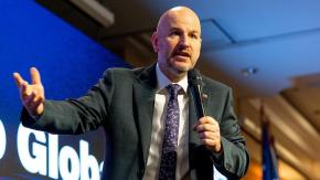 Judd y relación de Chile con EE.UU: "Si quieren cooperación, van a tener que trabajar en lo que es importante para nosotros"