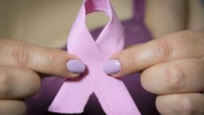 Día del Cáncer de Mama: ¿cómo solicitar medio día libre para un examen preventivo?