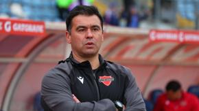 "No se puede continuar así": DT de Ñublense es despedido tras caer goleado 6-0 ante la U