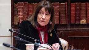 “Espero que sea una confusión”: Rectora de la U de Chile advierte que recortes en Presupuesto afectaría al Demre, que aplica la PAES
