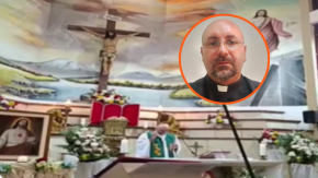 Quién era el sacerdote que falleció en plena misa luego de que lo golpeara una cruz en Ecuador