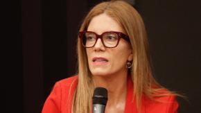 Fue auxiliada por un colega: Mónica Rincón sufrió segunda encerrona que incluyó disparos al aire en la Autopista Central