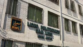 Detienen a escolar de 16 años por llevar arma modificada y adaptada para el disparo a liceo de San Miguel