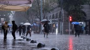Lluvia afectará ESTE VIERNES a sólo dos sectores de la RM: habrá un pausa pero precipitaciones vuelven la próxima semana
