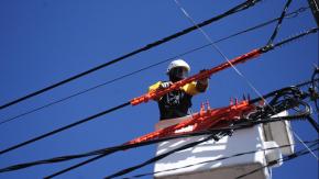 Enel anuncia corte programado de luz para este sábado en cuatro comunas de la RM