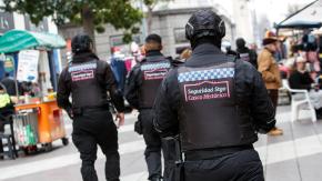 Municipalidad de Santiago abre feria laboral de 500 vacantes para guardias con sueldo de más de un millón: requisitos y cómo postular