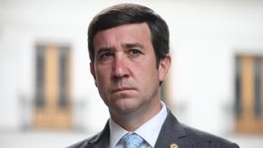 Presidente de la UDI asegura que gobiernos anteriores "incumplieron la ley" al rechazar rebajas de condenas