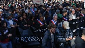 Acusado de "atentado terrorista racista" en Francia sale de prisión y es trasladado a unidad psiquiátrica