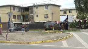 Explosión de artefacto deja un herido en block de departamentos en Quilicura: hombre habría perdido una de sus manos