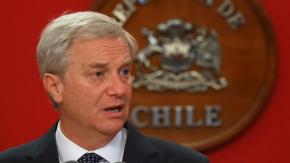 Kast reconoce "error" por rebaja de condenas pero respalda a Rabat: "He decidido que continúe en sus funciones"