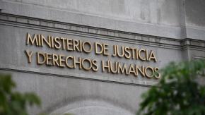 Peritajes de Gendarmería advierten que pederastas que recibieron rebaja de condena tienen "alto riesgo de reincidencia"