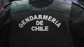 Tenía 22 años de servicio y exigía dinero para beneficiar a reos: Detienen a gendarme por corrupción en Valdivia