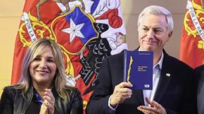 Hoffmann asegura que Kast contactó a parlamentarios oficialistas para llamarles "la atención" tras sesión especial por Rabat
