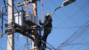 Enel anuncia corte programado de luz para este sábado en cuatro comunas de la RM