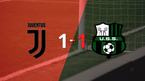 Juventus logró sacar el empate de local frente a Sassuolo