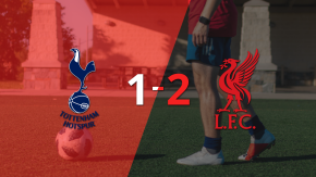 Liverpool consigue una estrecha victoria de 2 a 1 sobre Tottenham
