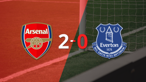 Arsenal celebró una victoria 2-0 sobre Everton