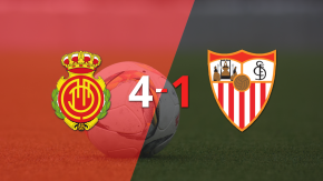 Vedat Muriqi anotó un doblete en la goleada 4-1 de Mallorca a Sevilla